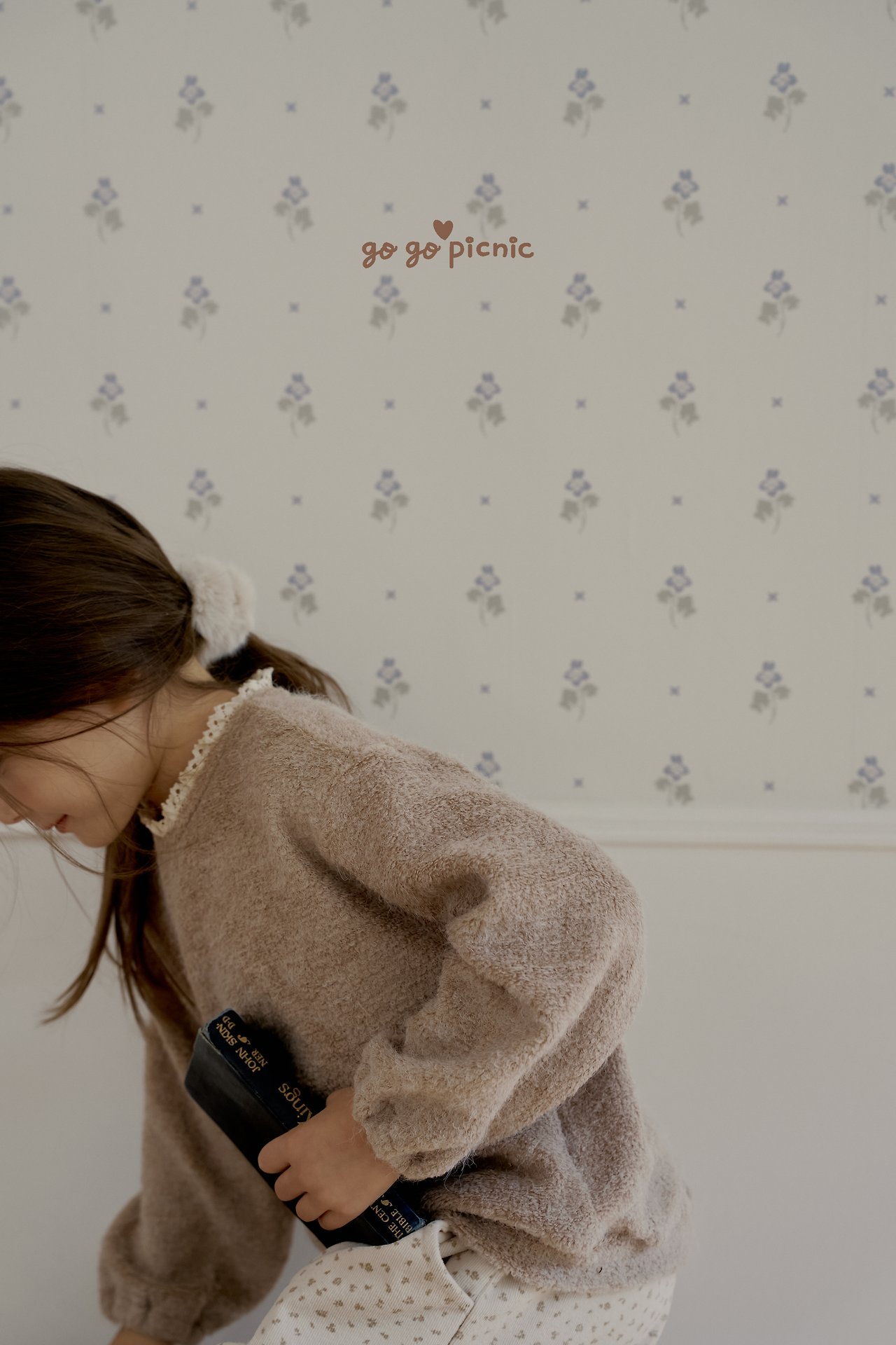폼폼니트맨투맨 상세 7